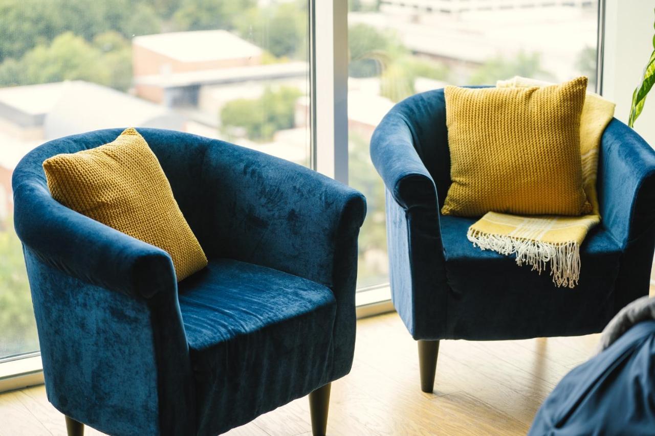Upscale Downtown High-Rise Leilighet Raleigh Eksteriør bilde