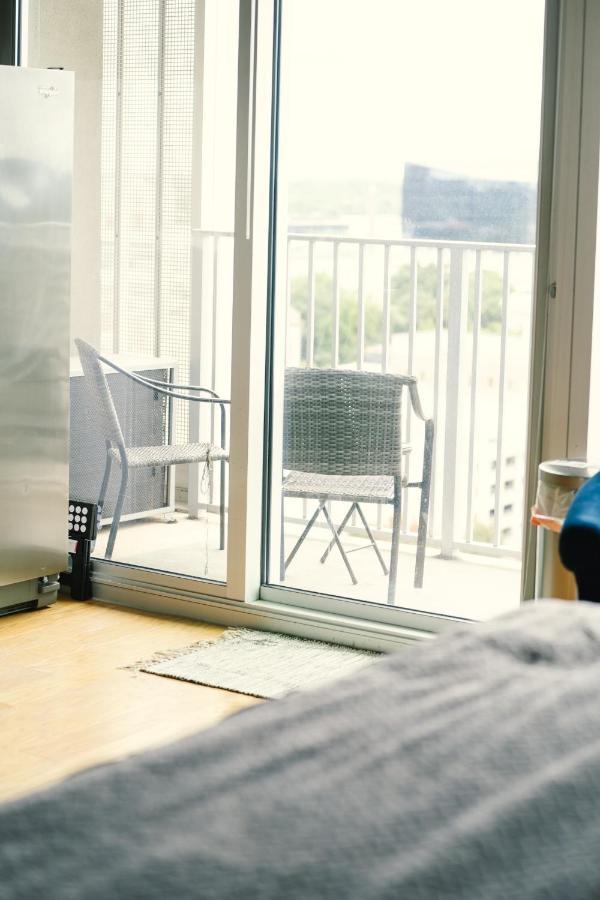 Upscale Downtown High-Rise Leilighet Raleigh Eksteriør bilde
